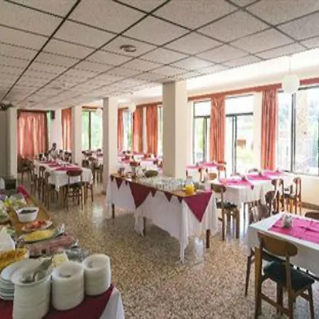 Otel Marion Polis